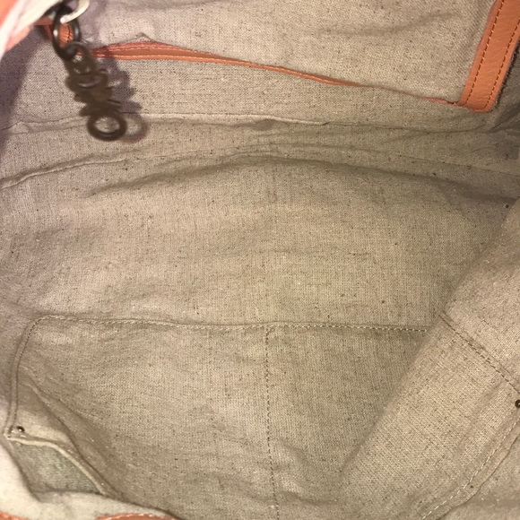 🎁 Camila Alves Muxo Shoulder Bag 😍 - Picture 7 of 8